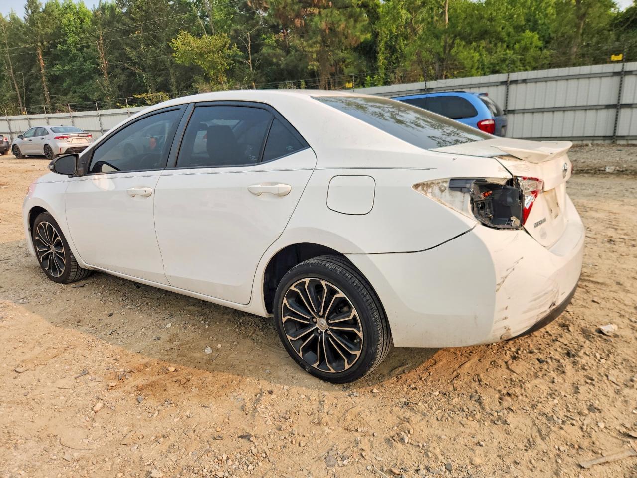 2015 TOYOTA COROLLA S PLUS — снимка 2