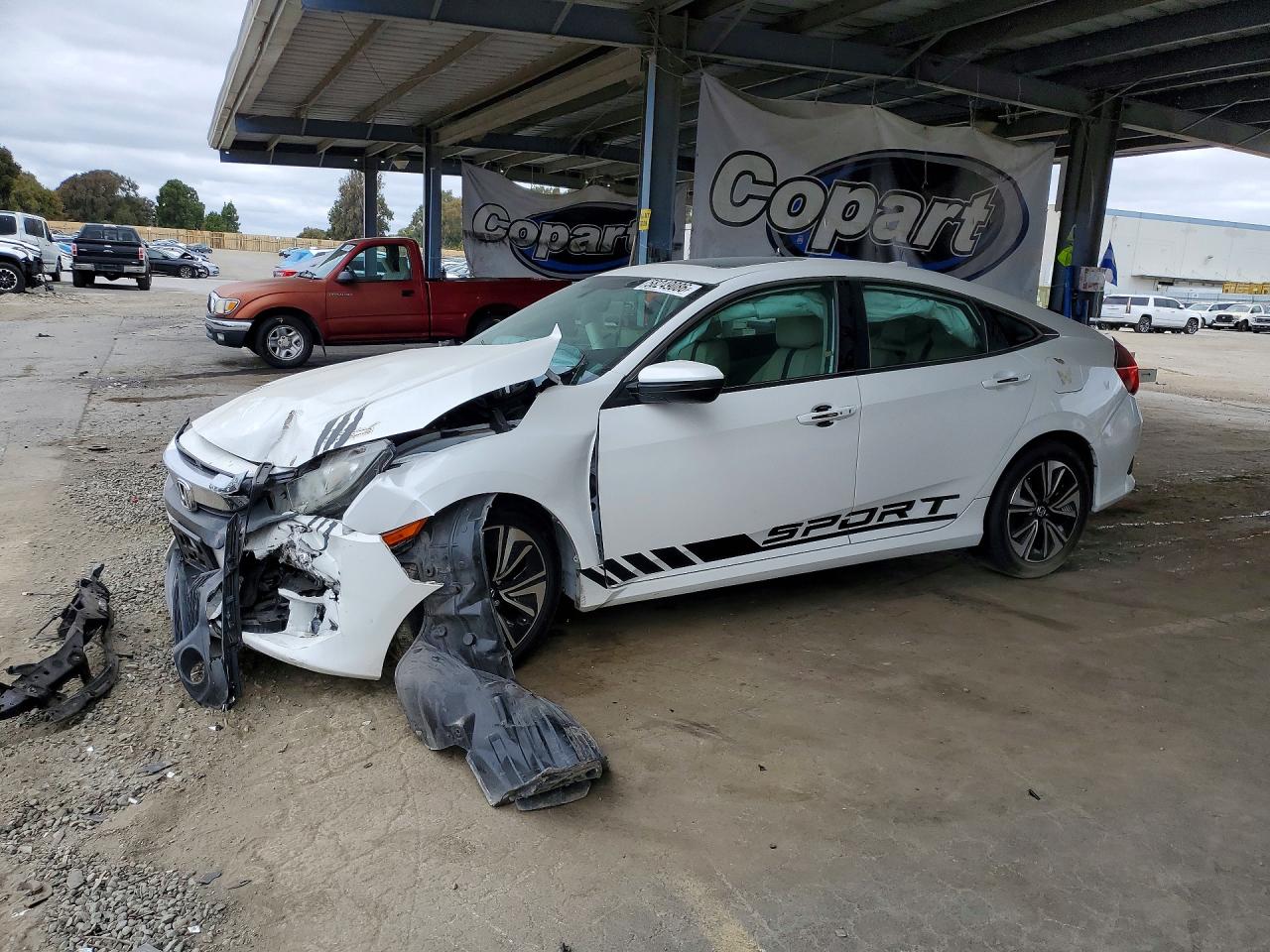 2016 HONDA CIVIC EX