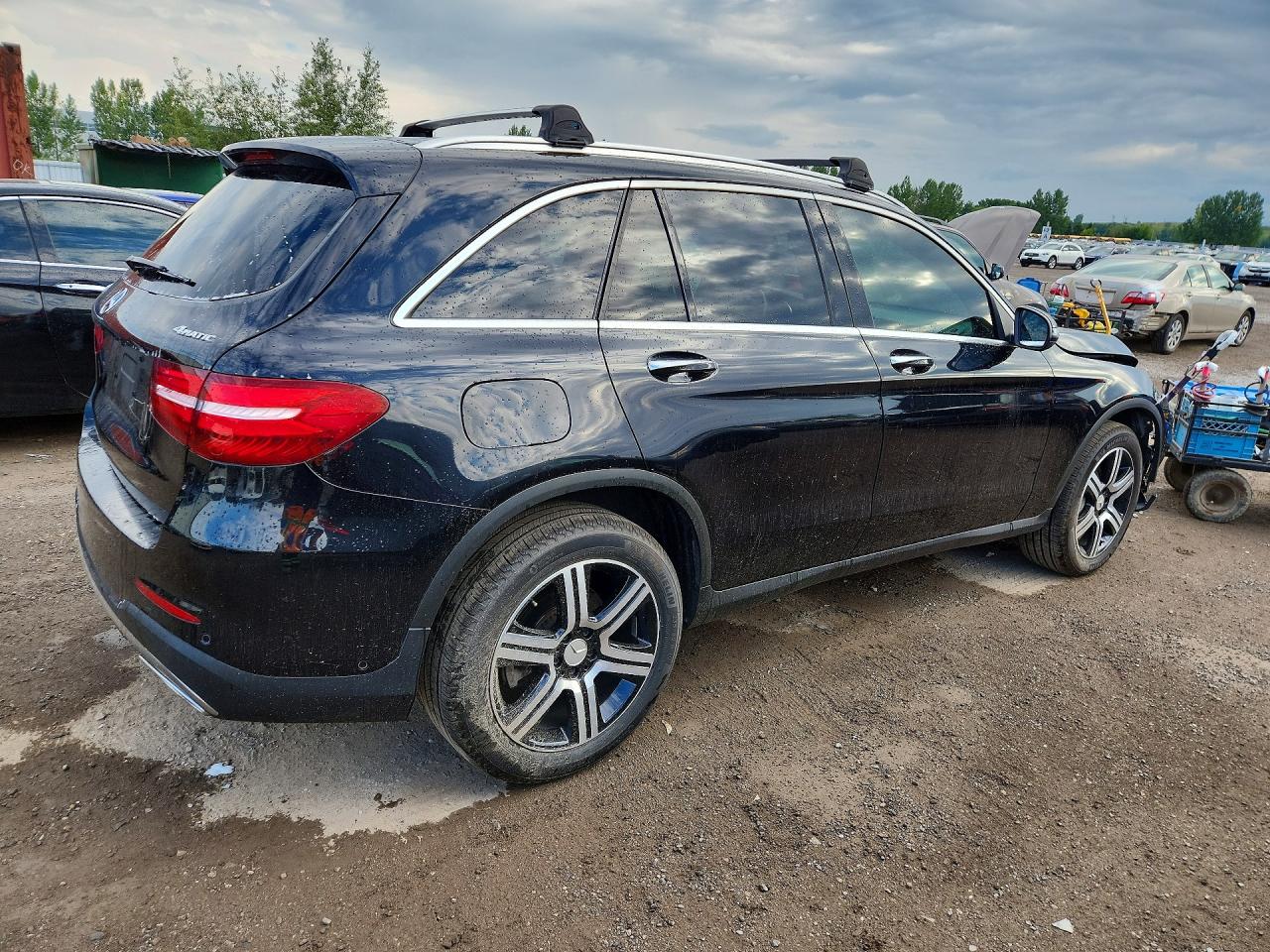 2019 MERCEDES-BENZ GLC 300 4MATIC — снимка 3