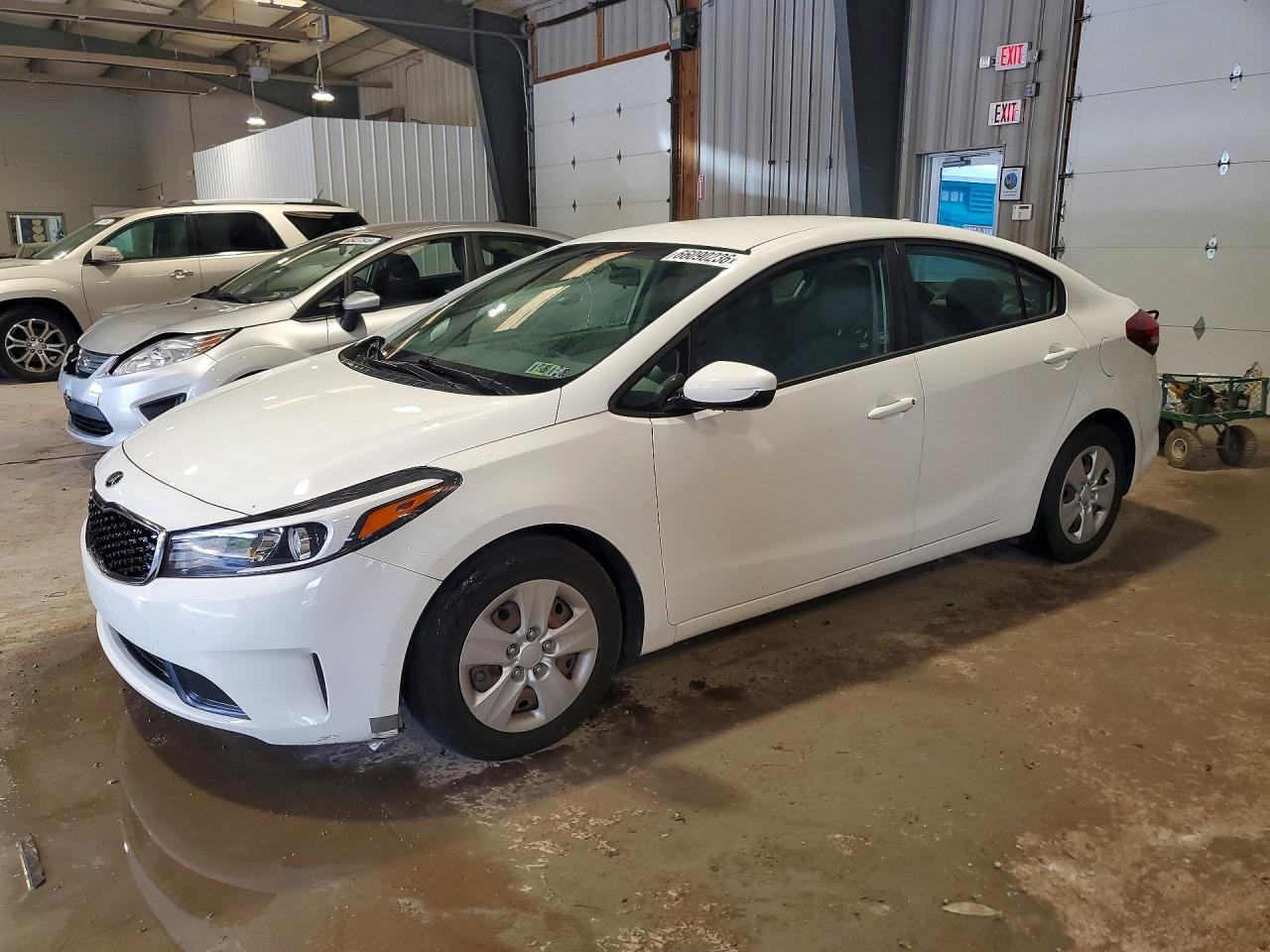 2017 KIA FORTE LX