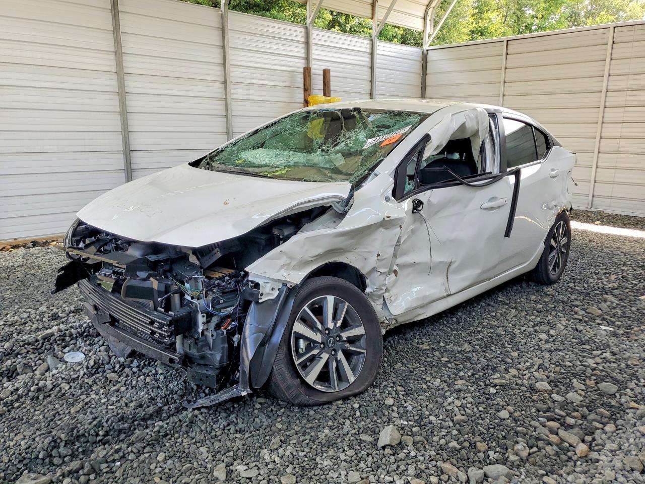 2025 NISSAN VERSA SV