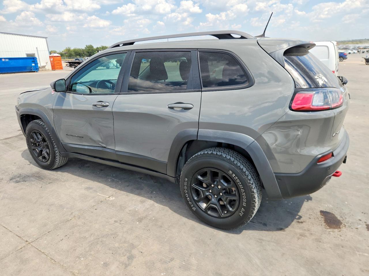 2019 JEEP CHEROKEE TRAILHAWK — снимка 2