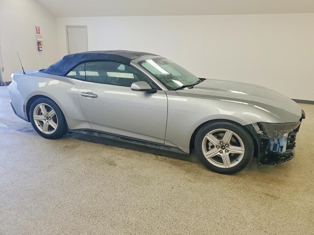 2026 FORD MUSTANG — снимка 4