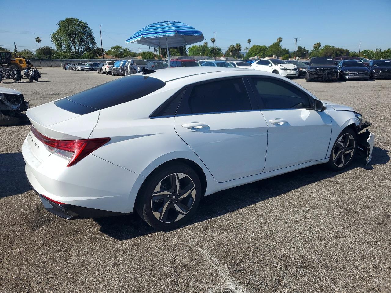 2021 HYUNDAI ELANTRA SEL — снимка 3