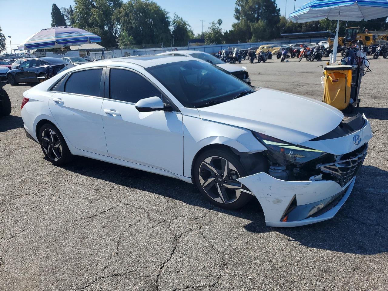 2021 HYUNDAI ELANTRA SEL — снимка 4
