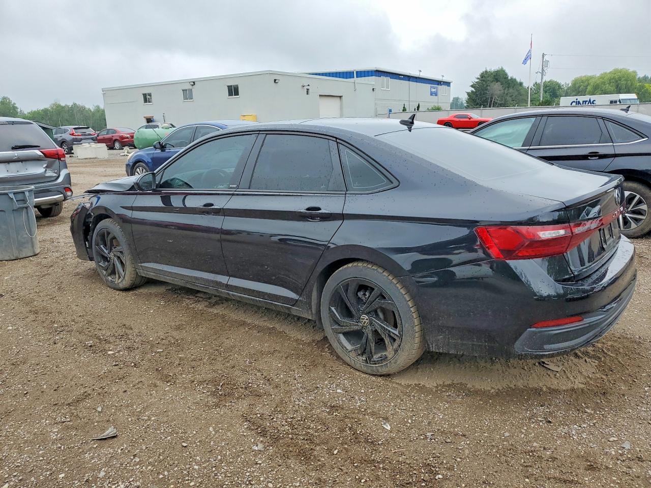 2025 VOLKSWAGEN JETTA COMFORTLINE — снимка 2