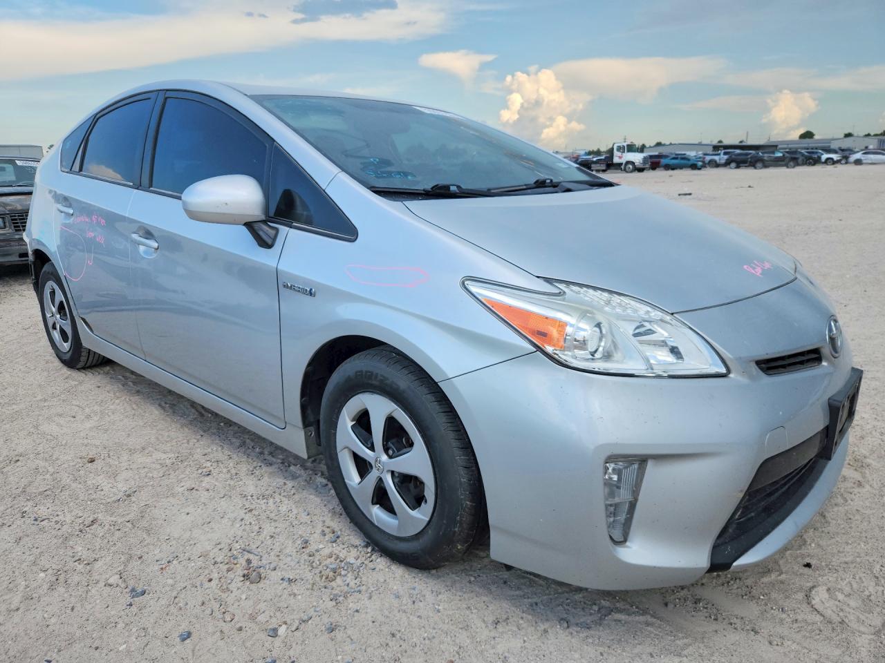 2015 TOYOTA PRIUS TWO — снимка 4