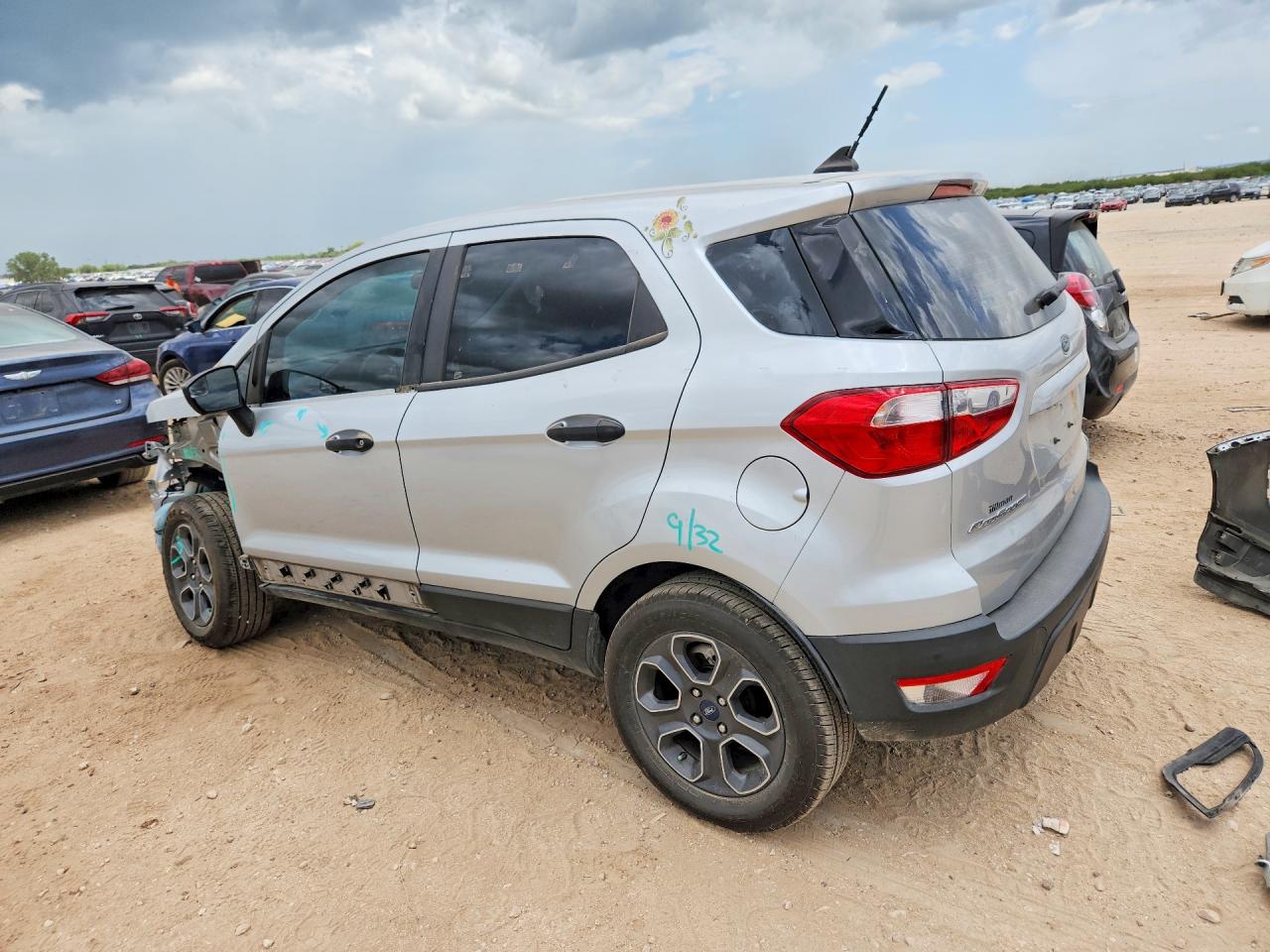 2021 FORD ECOSPORT S — снимка 2