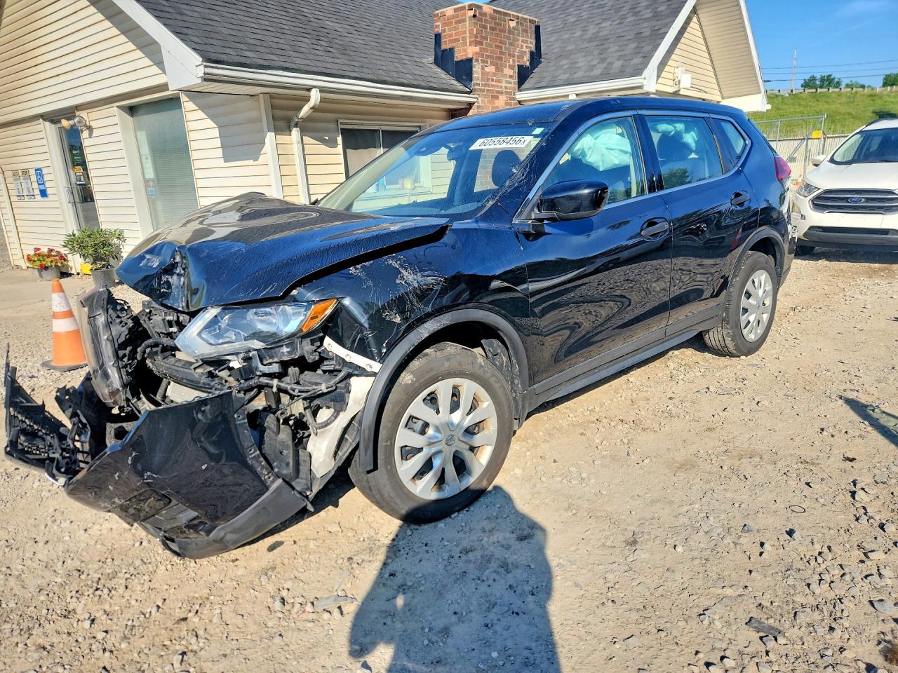 2019 NISSAN ROGUE S