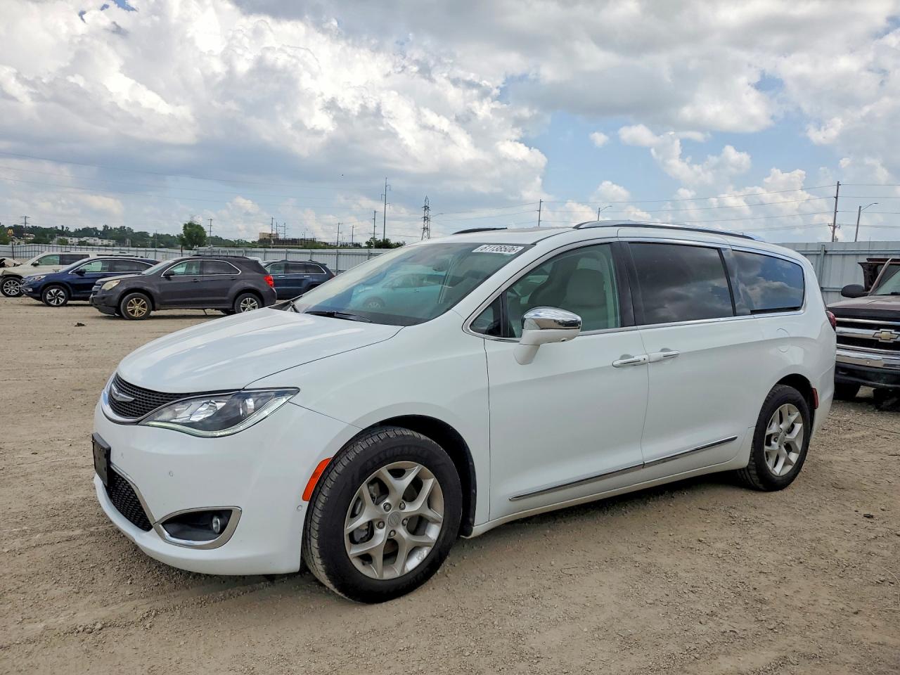 2020 CHRYSLER PACIFICA LIMITED