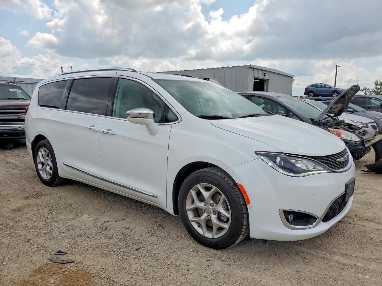 2020 CHRYSLER PACIFICA LIMITED — снимка 4