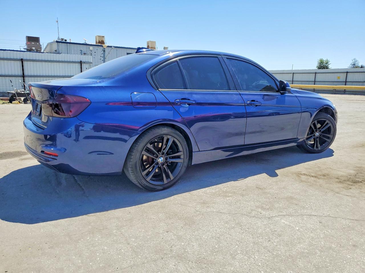 2018 BMW 330 I — снимка 3