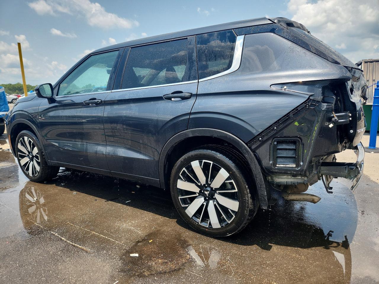 2025 MITSUBISHI OUTLANDER SE — снимка 2