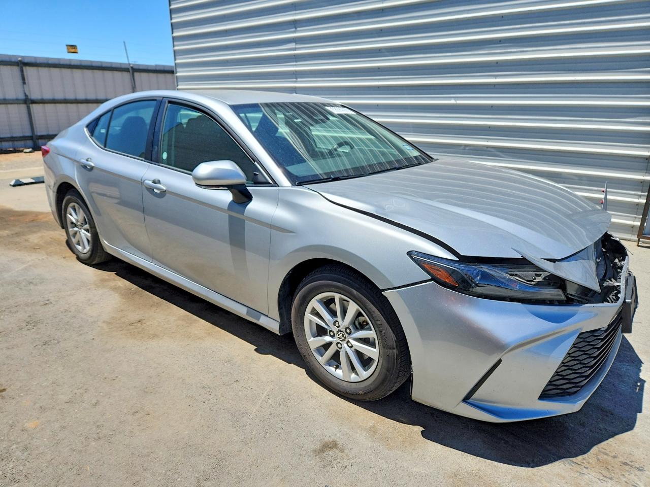 2025 TOYOTA CAMRY LE — снимка 4