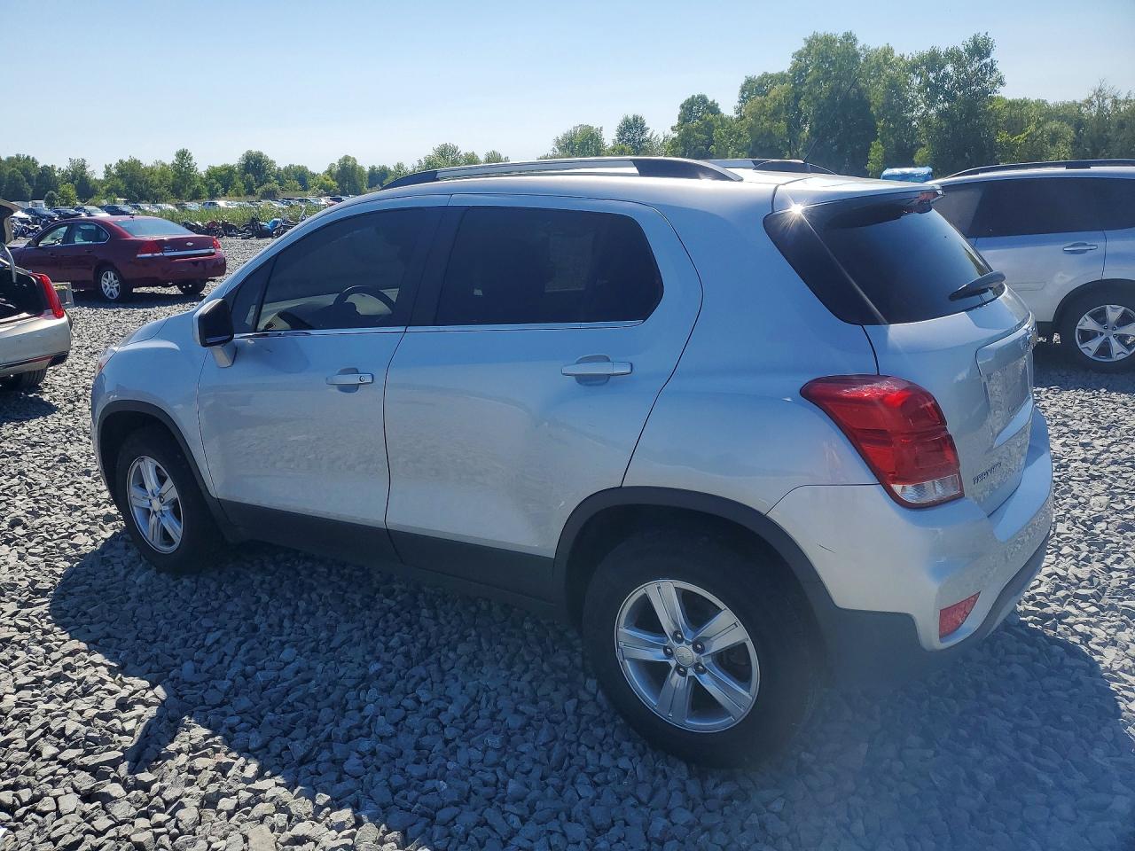 2019 CHEVROLET TRAX 1LT — снимка 2