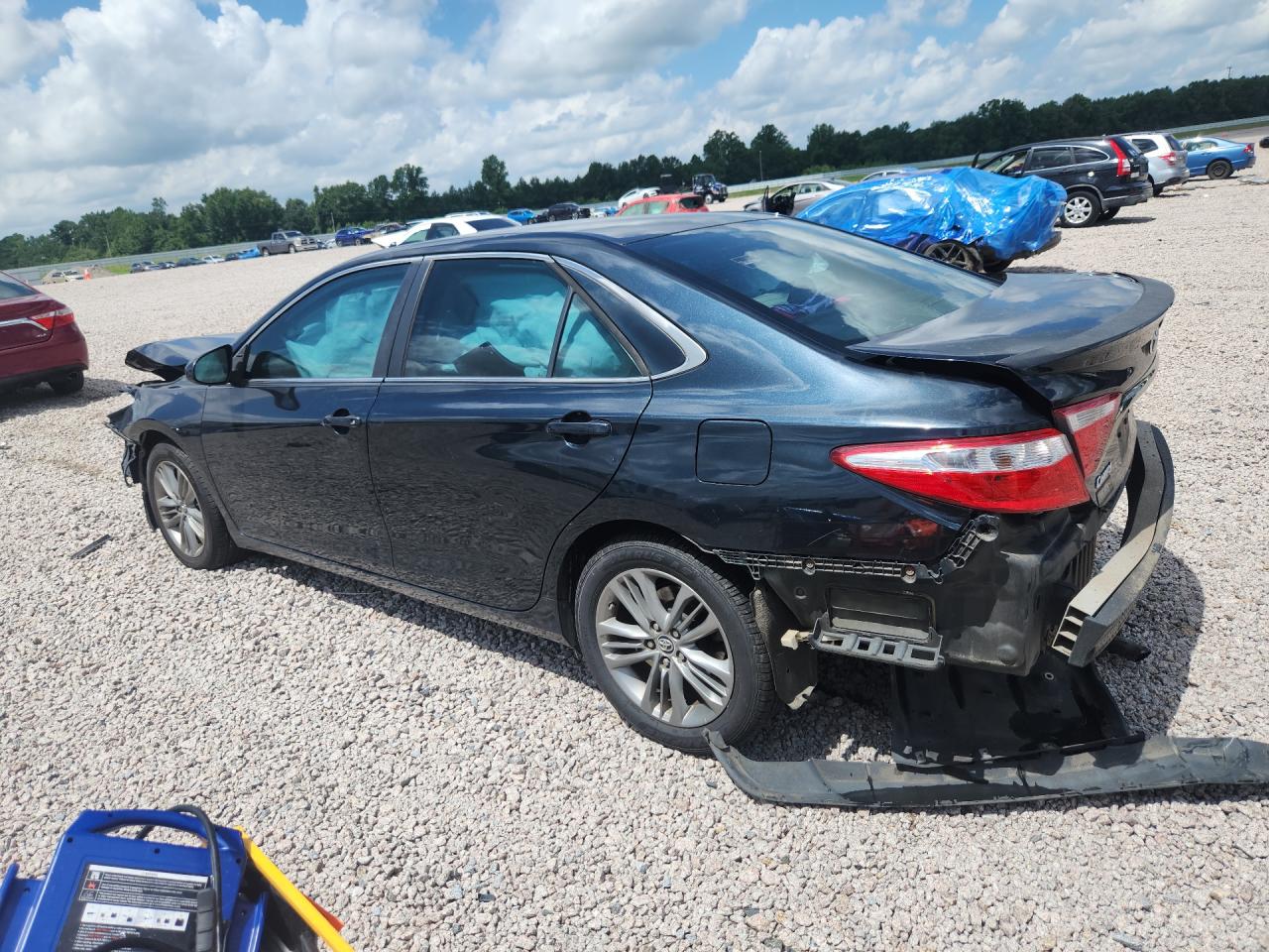 2015 TOYOTA CAMRY SE — снимка 2