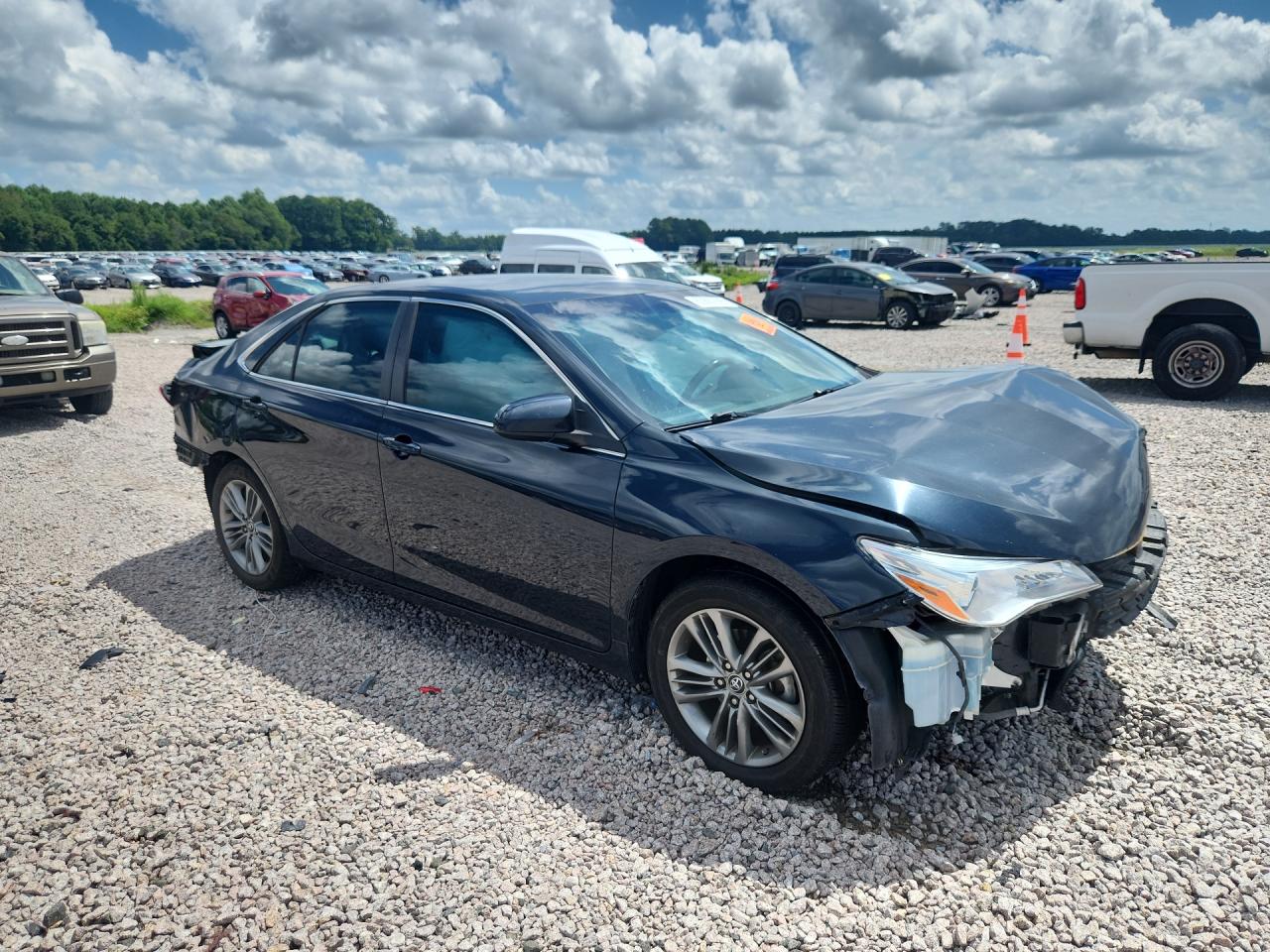 2015 TOYOTA CAMRY SE — снимка 4