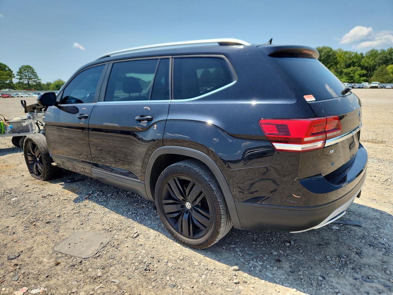 2019 VOLKSWAGEN ATLAS SE — снимка 2