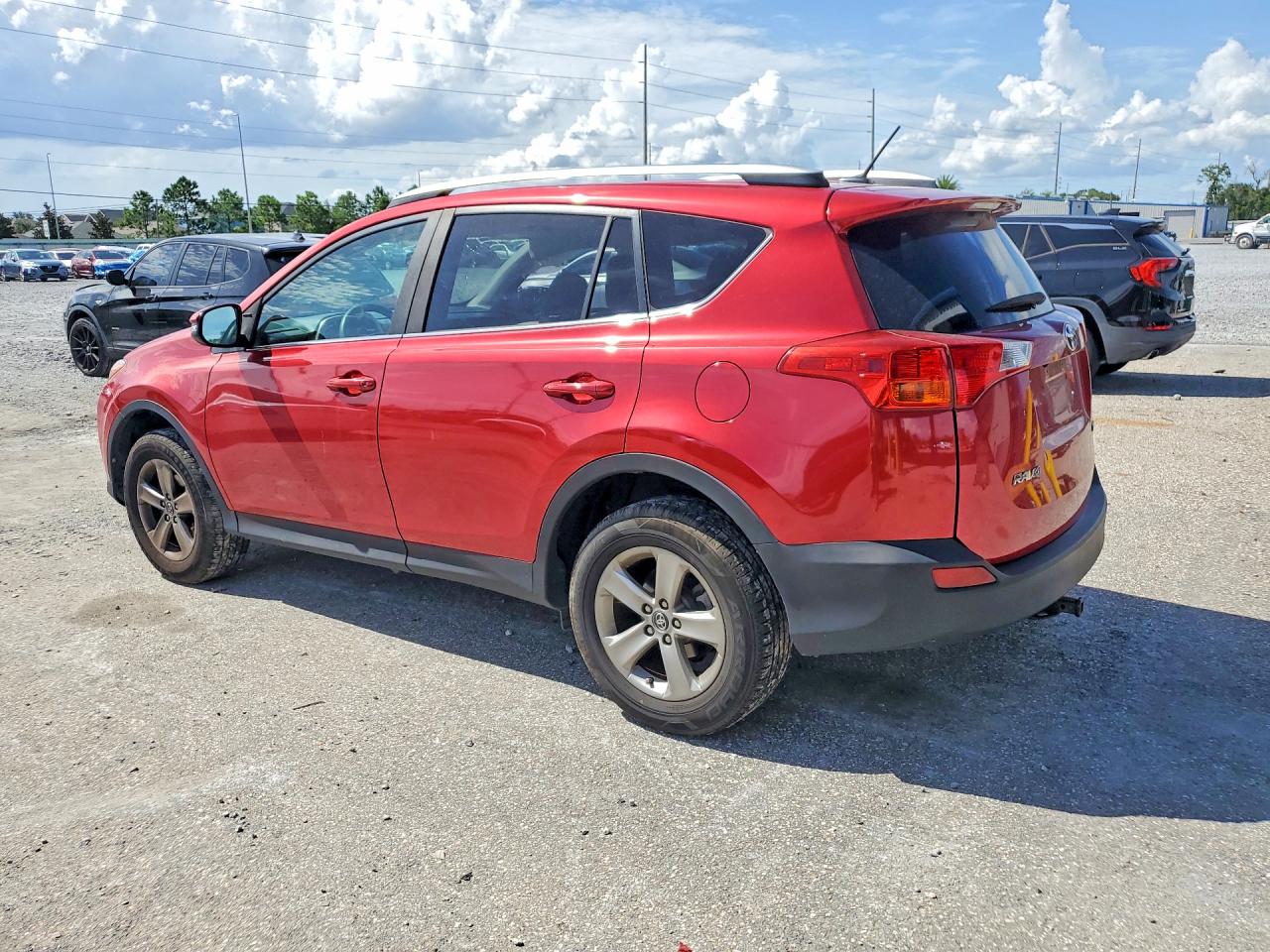 2015 TOYOTA RAV4 XLE — снимка 2