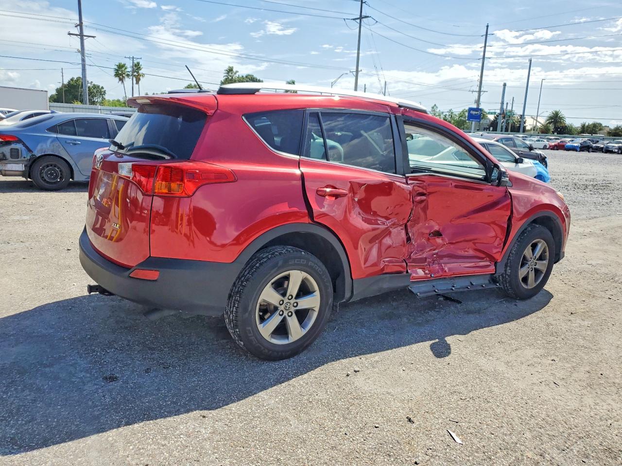 2015 TOYOTA RAV4 XLE — снимка 3