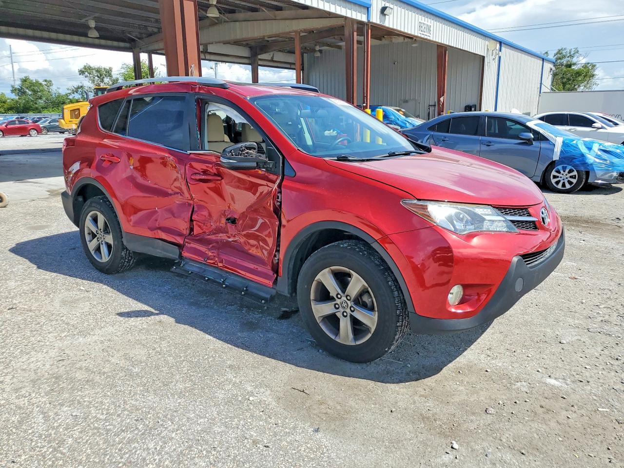 2015 TOYOTA RAV4 XLE — снимка 4