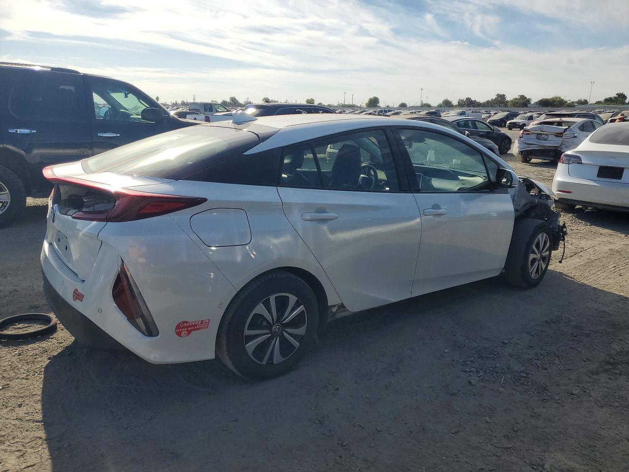 2017 TOYOTA PRIUS PRIME ADVANCED — снимка 3