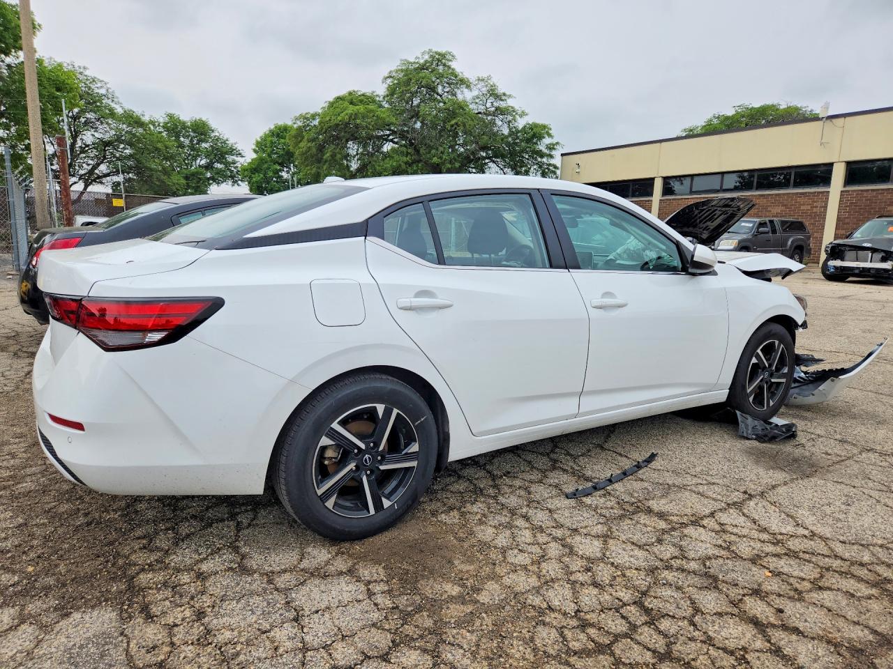 2025 NISSAN SENTRA SV — снимка 3