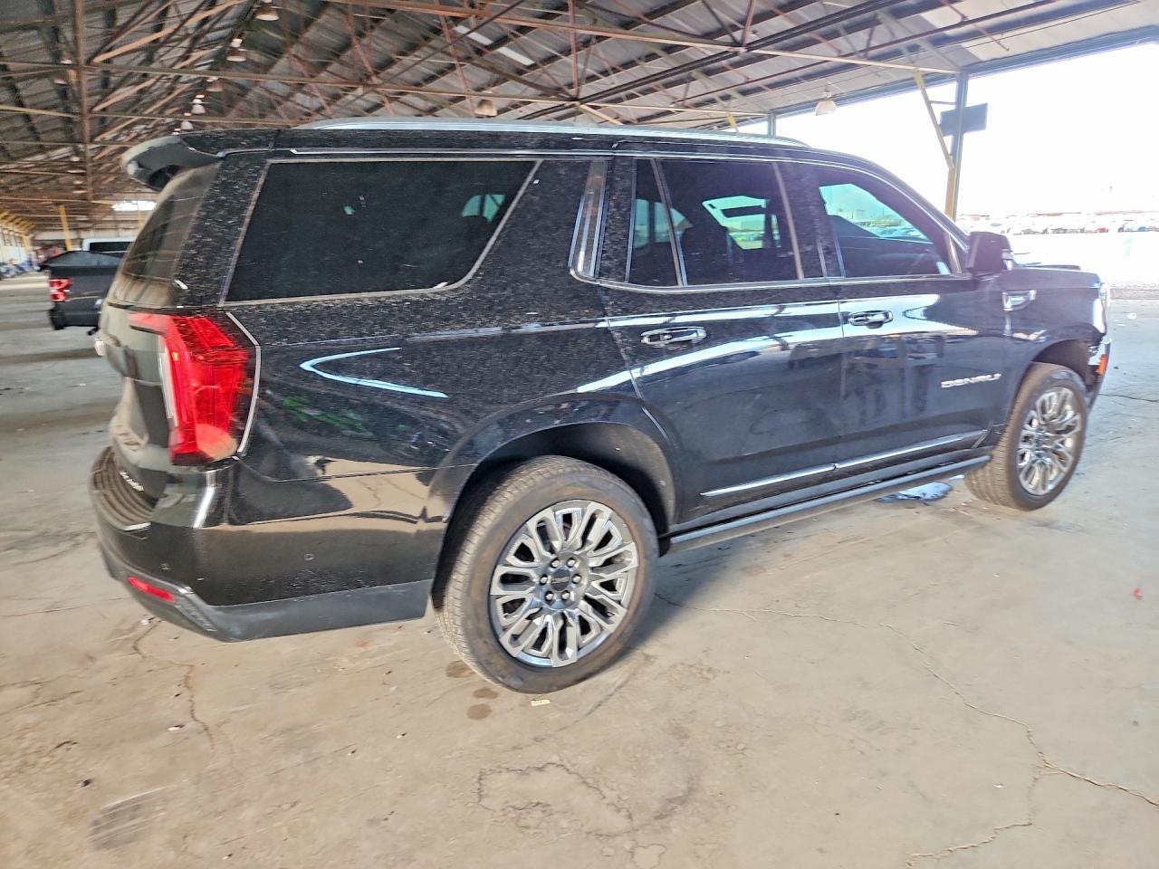 2023 GMC YUKON DENALI ULTIMATE — снимка 3