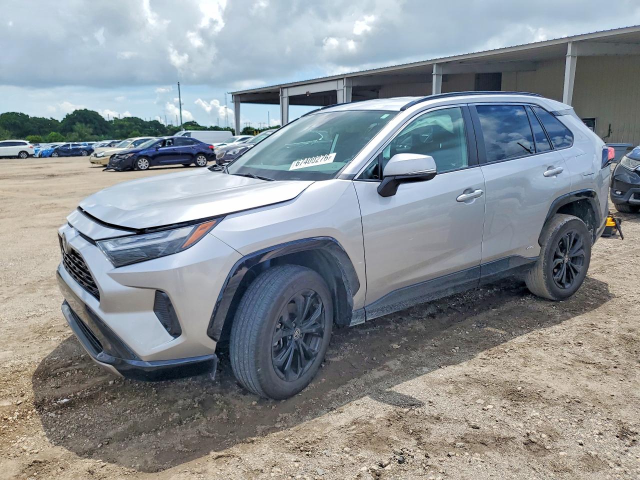 2023 TOYOTA RAV4 SE