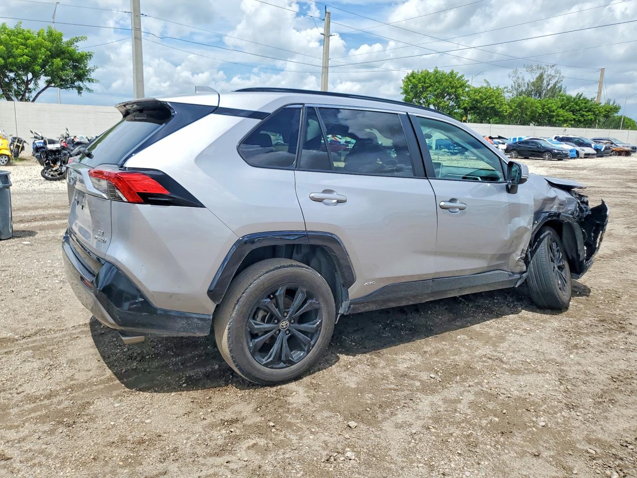2023 TOYOTA RAV4 SE — снимка 3