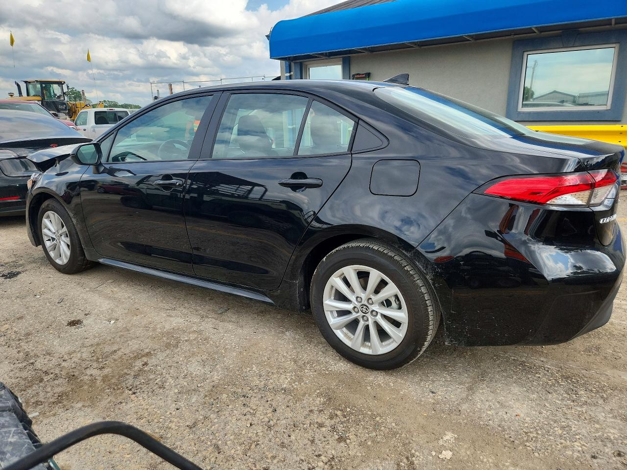 2026 TOYOTA COROLLA LE — снимка 2