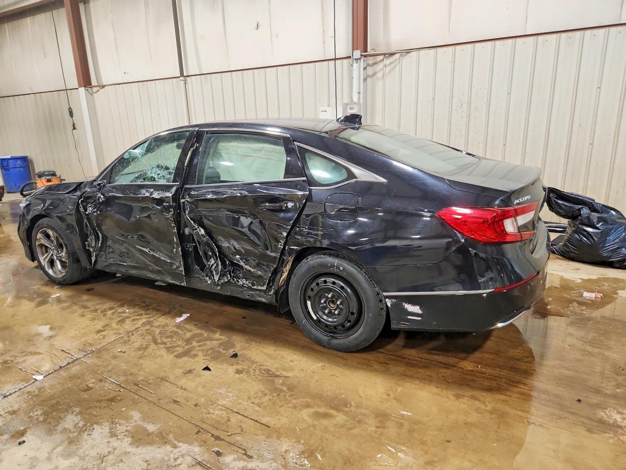 2019 HONDA ACCORD EX — снимка 2