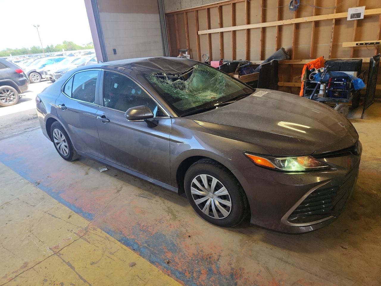 2022 TOYOTA CAMRY LE — снимка 4
