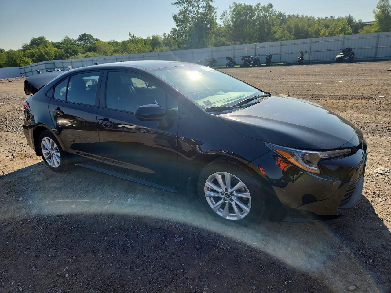 2025 TOYOTA COROLLA LE — снимка 4