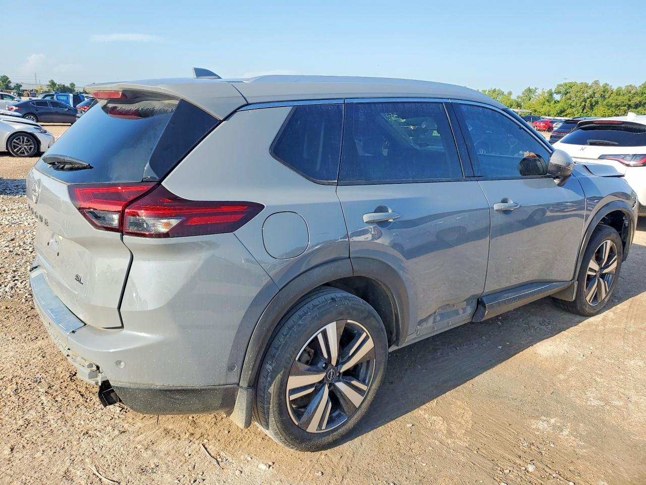 2025 NISSAN ROGUE SL — снимка 3