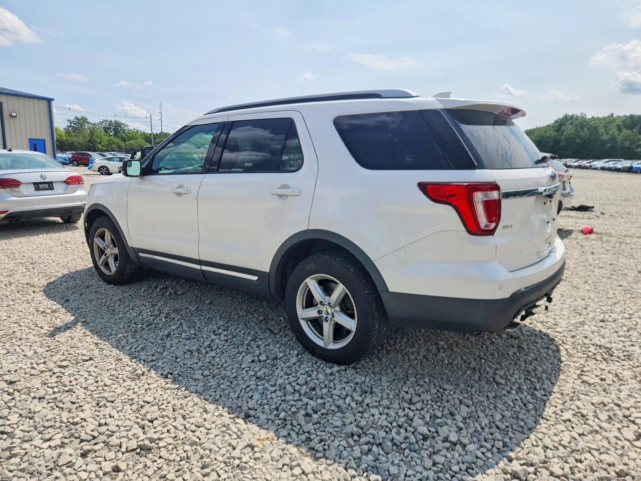2016 FORD EXPLORER XLT — снимка 2