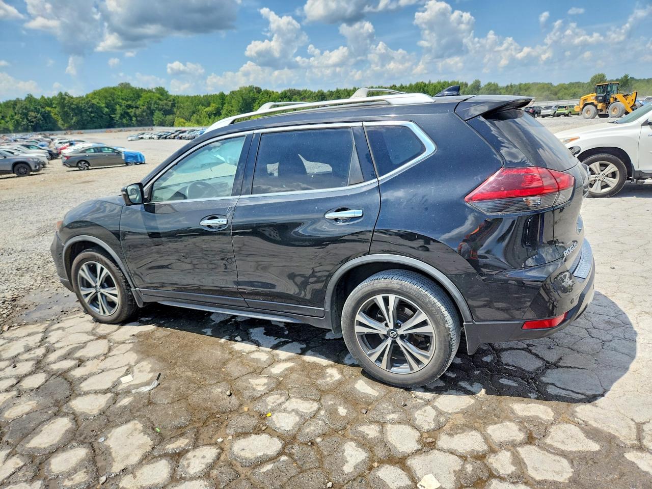 2019 NISSAN ROGUE SV — снимка 2
