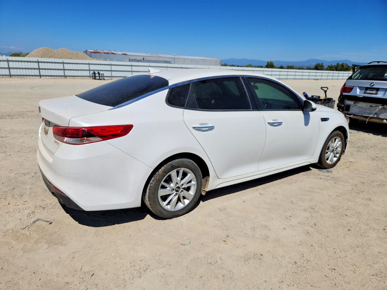 2016 KIA OPTIMA LX — снимка 3
