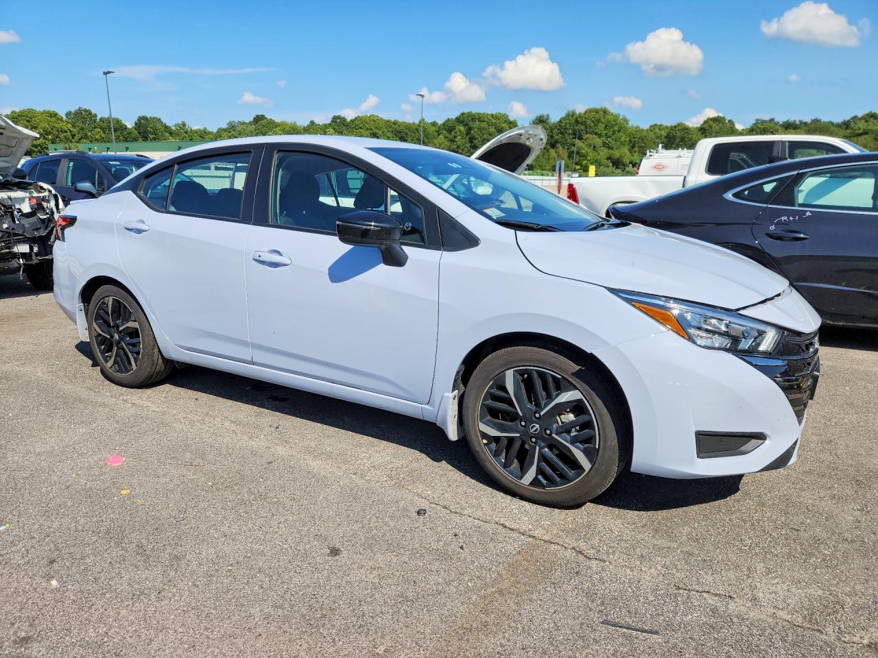 2025 NISSAN VERSA SR — снимка 4