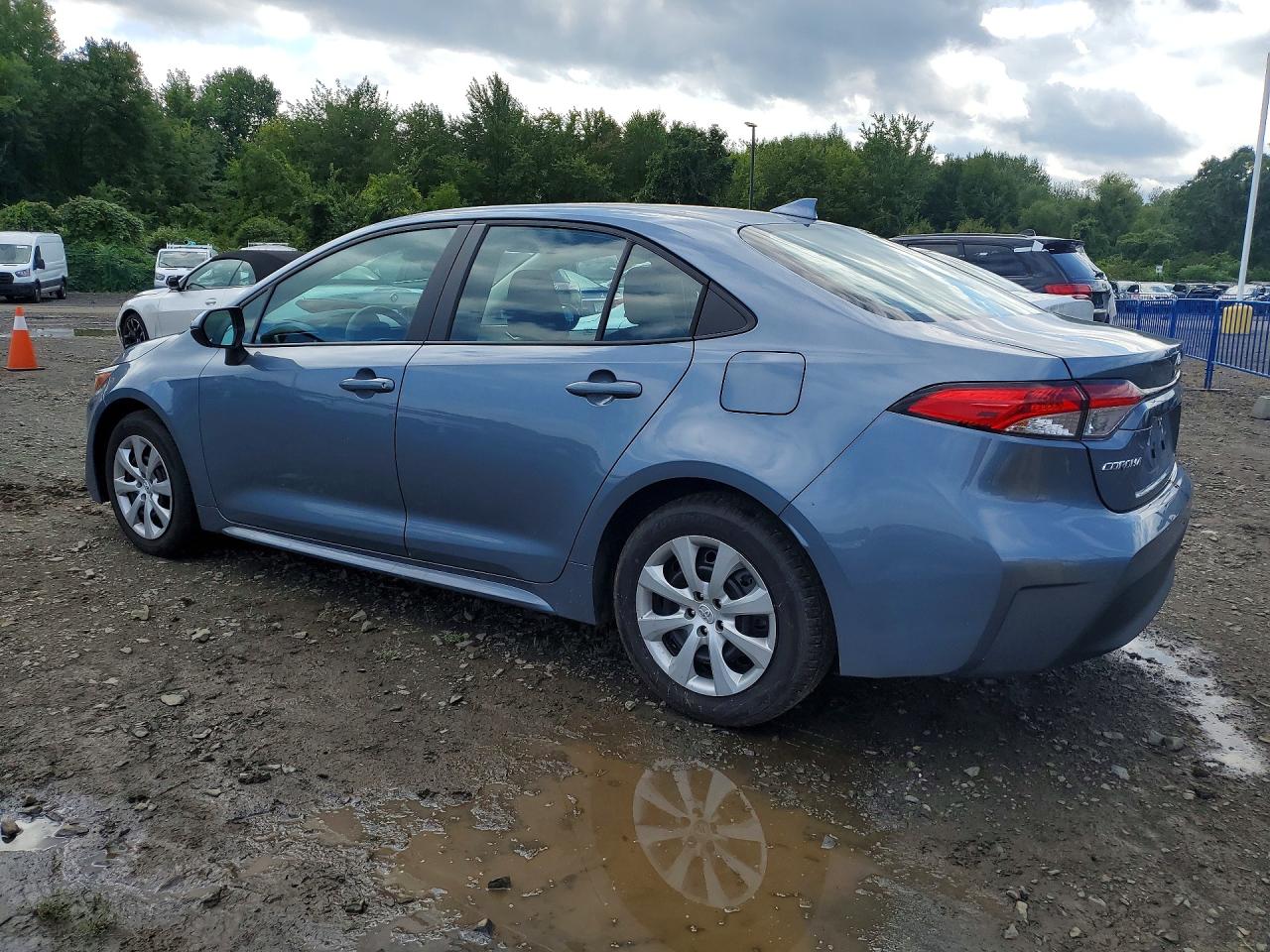 2026 TOYOTA COROLLA LE — снимка 2