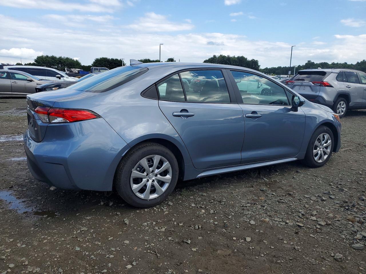 2026 TOYOTA COROLLA LE — снимка 3