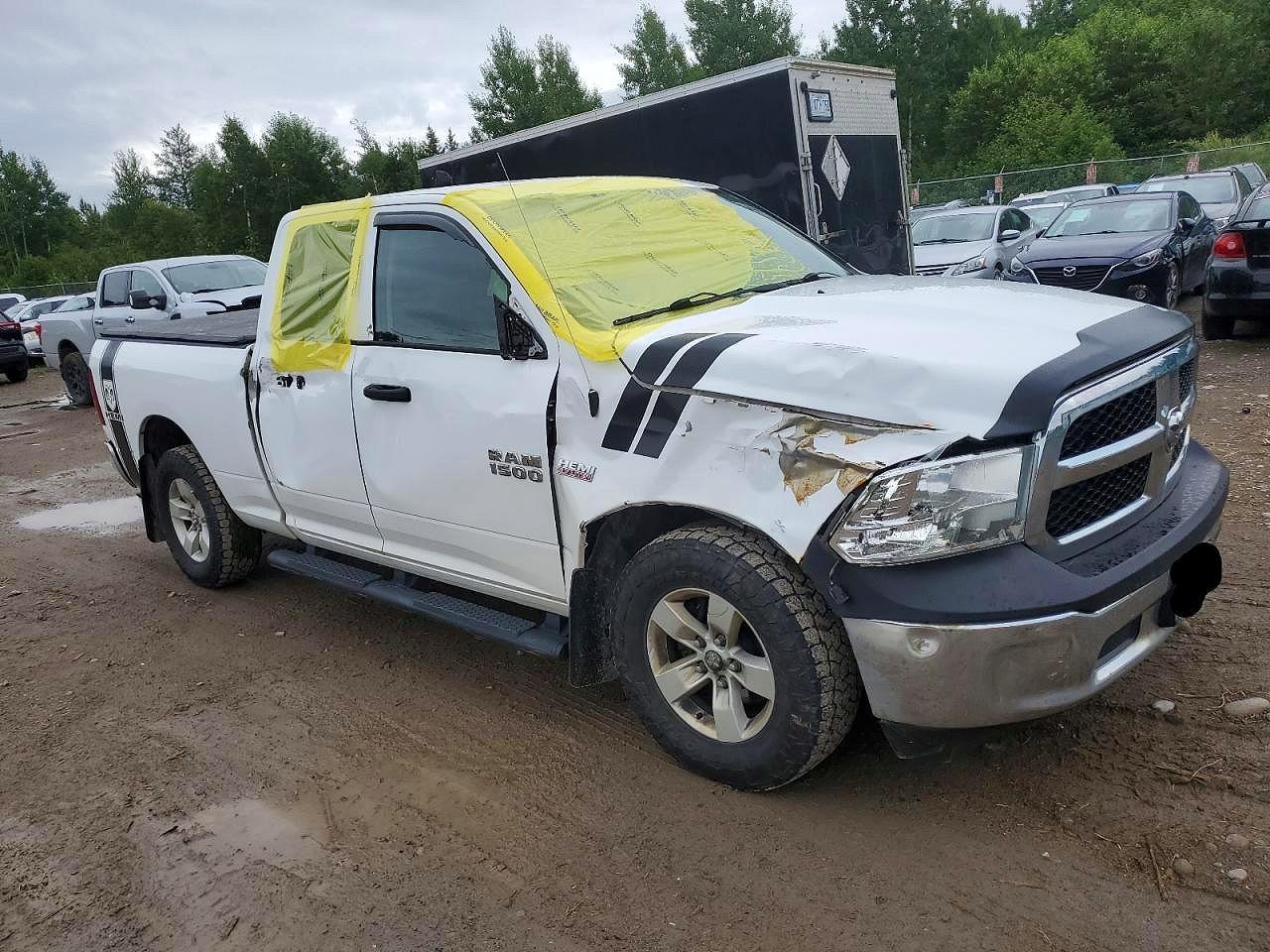 2017 RAM 1500 ST — photo 4