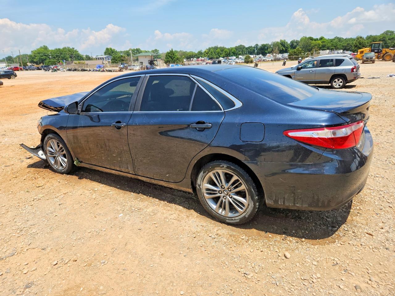 2016 TOYOTA CAMRY SE — снимка 2
