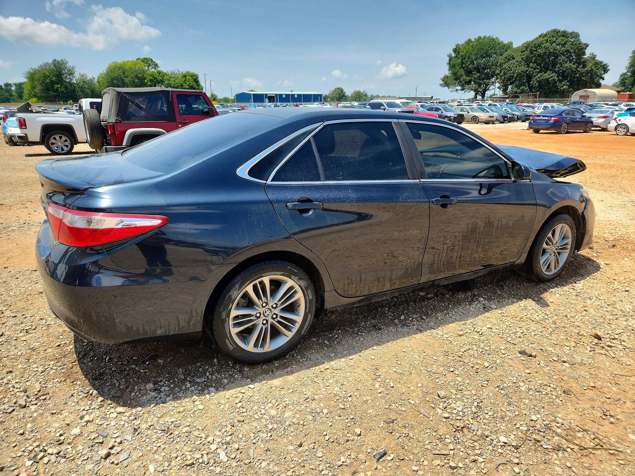 2016 TOYOTA CAMRY SE — снимка 3