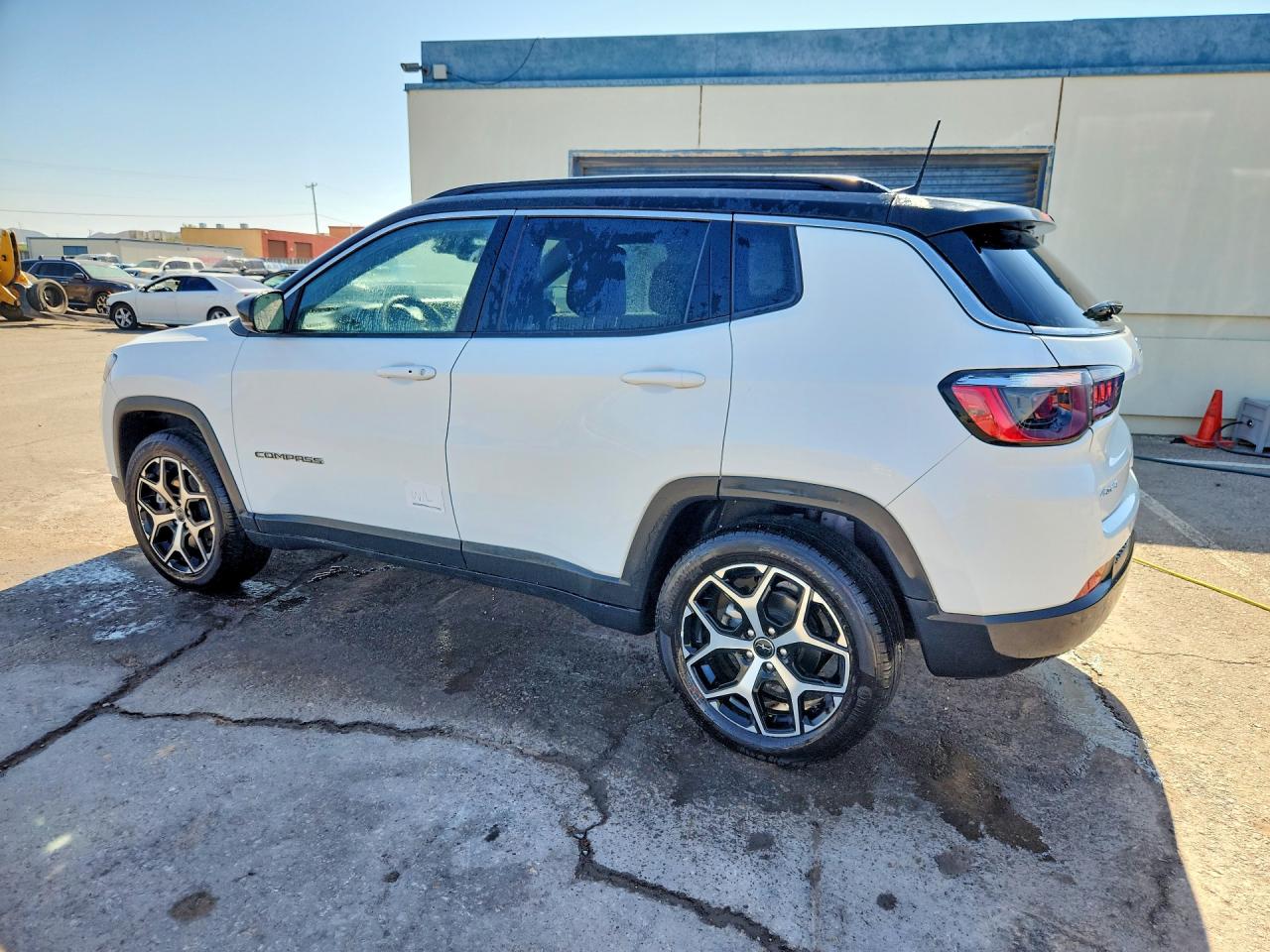 2025 JEEP COMPASS LIMITED — снимка 2