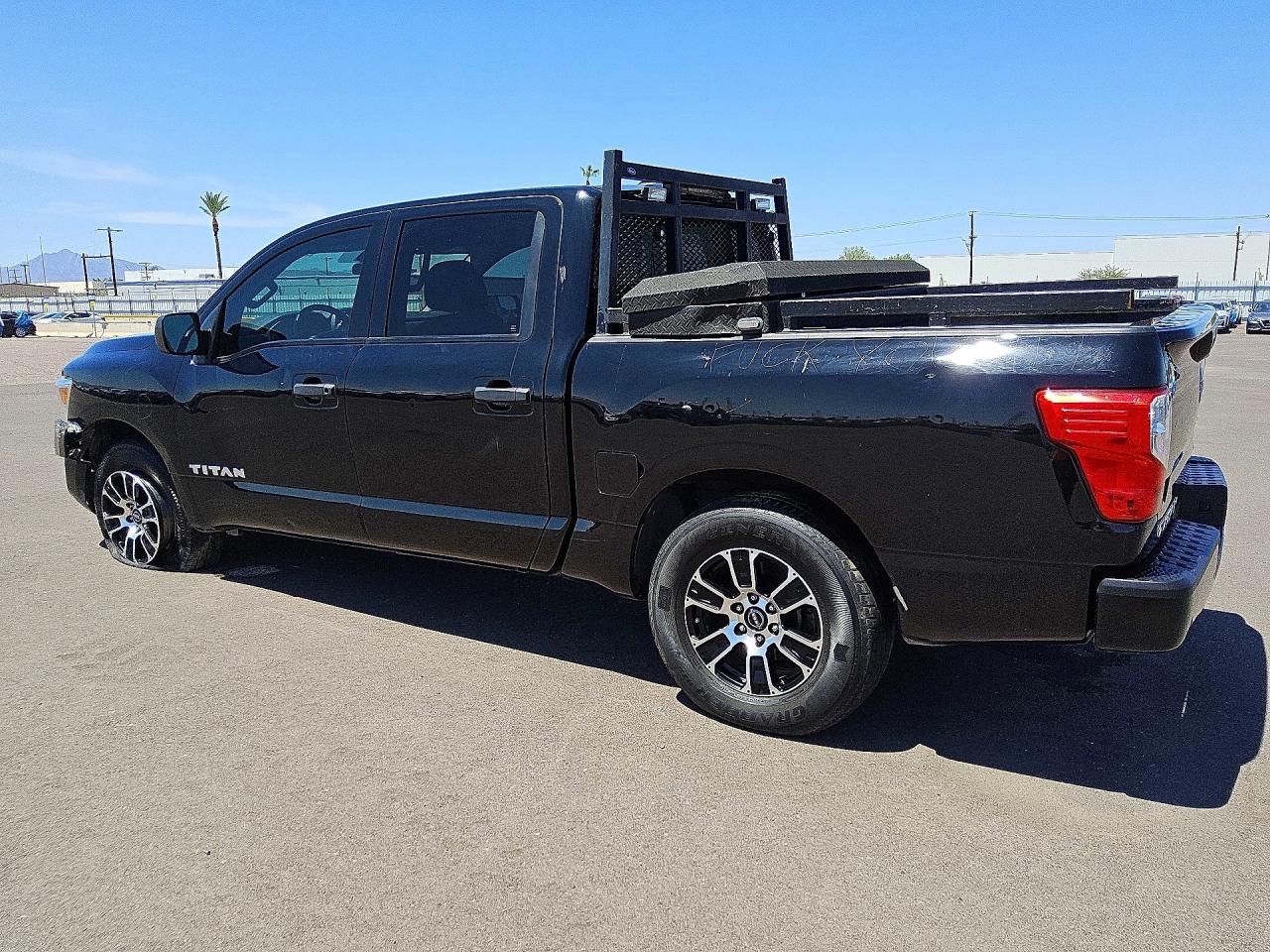 2023 NISSAN TITAN S — снимка 2