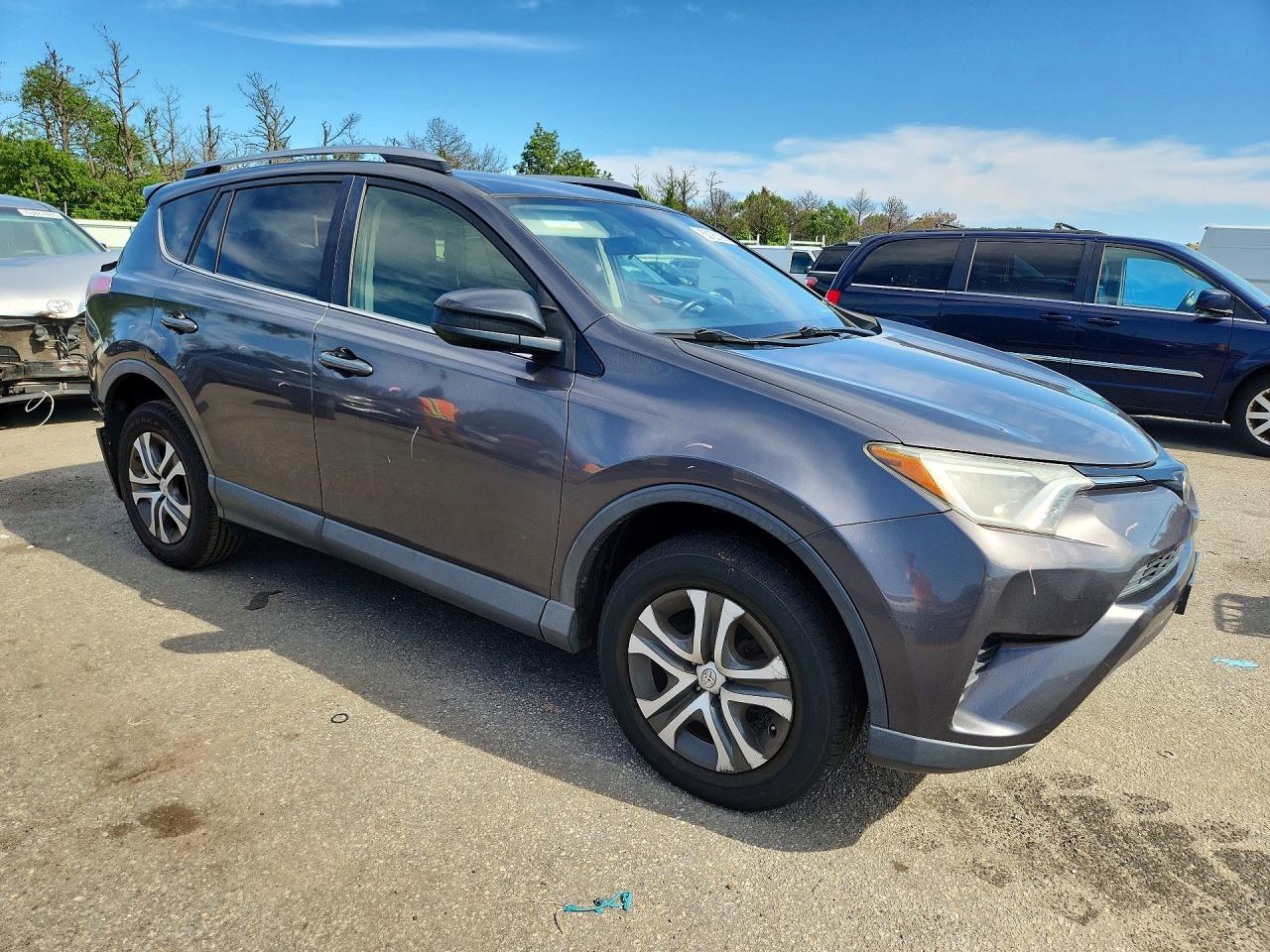 2017 TOYOTA RAV4 LE — снимка 4