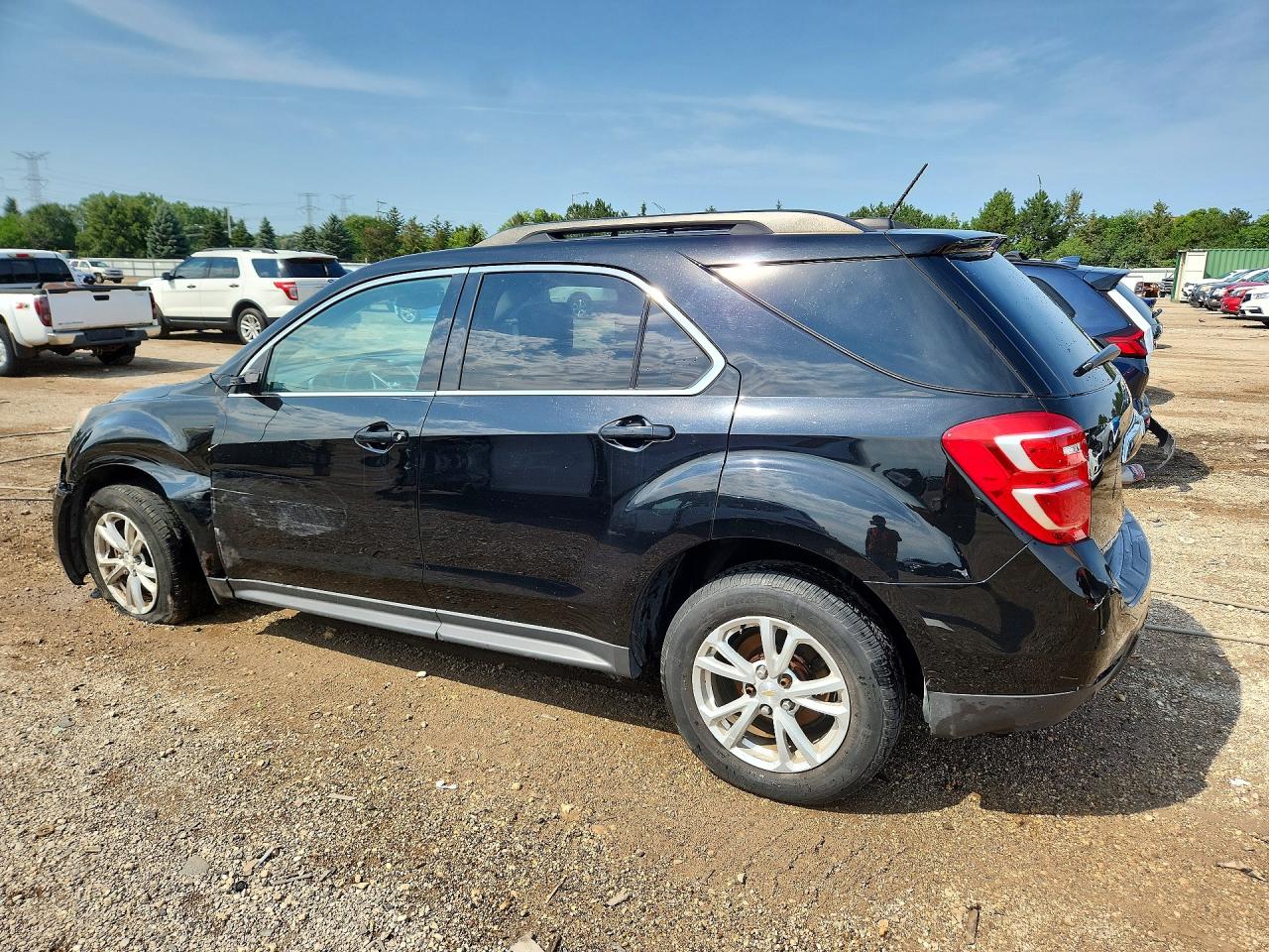 2017 CHEVROLET EQUINOX LT — снимка 2