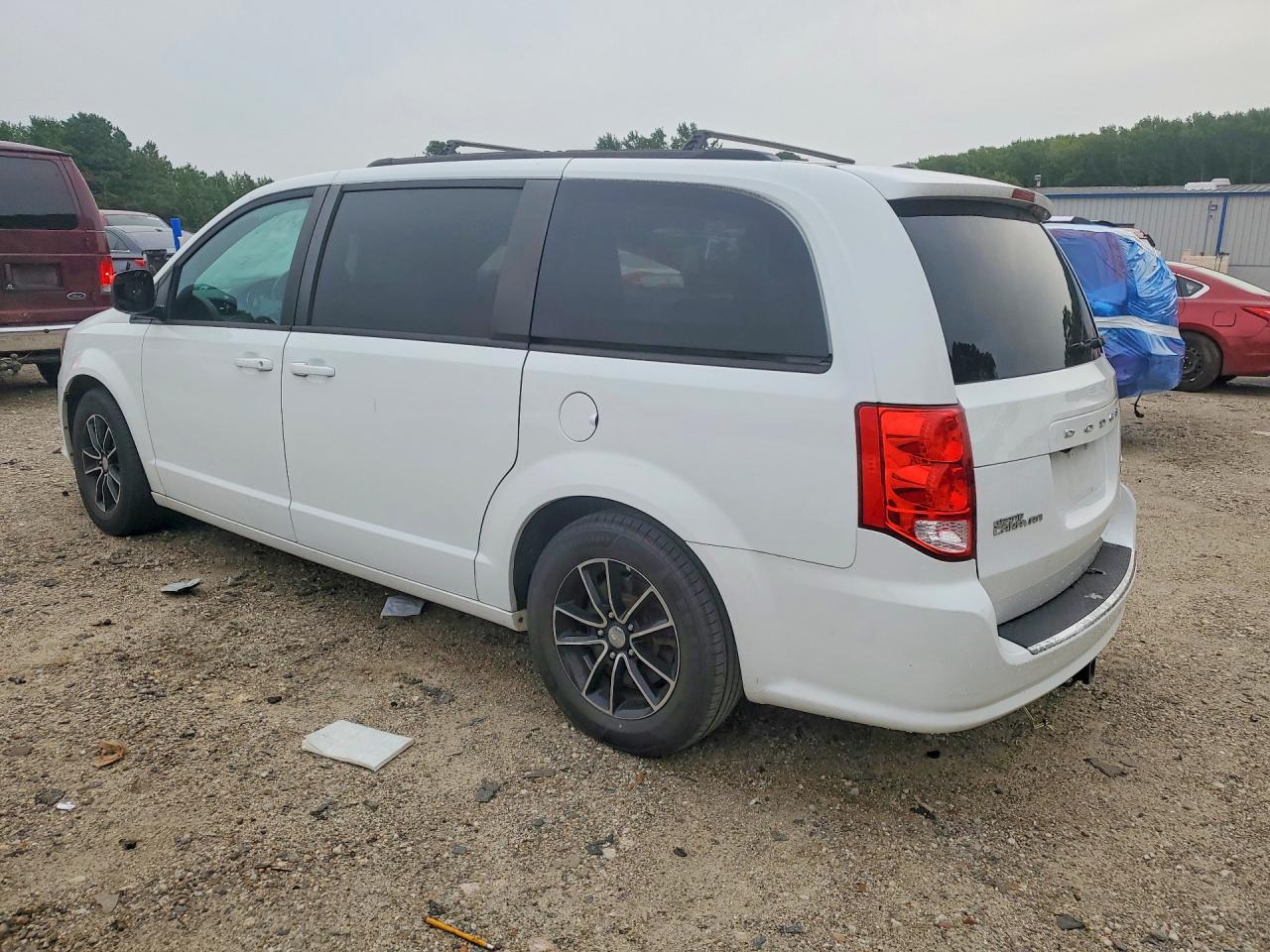2018 DODGE GRAND CARAVAN GT — снимка 2