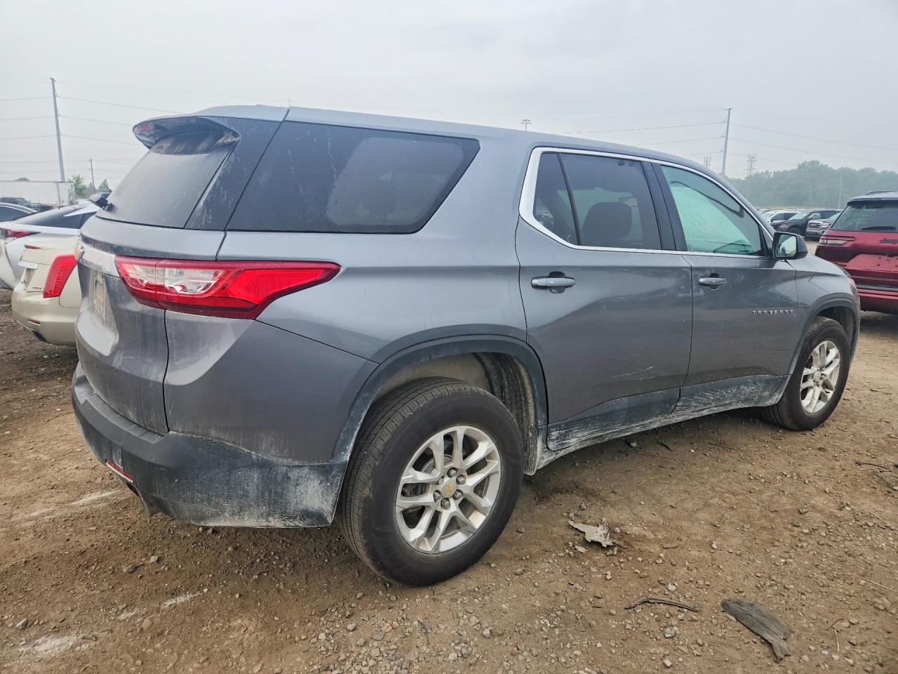 2019 CHEVROLET TRAVERSE LS — снимка 3